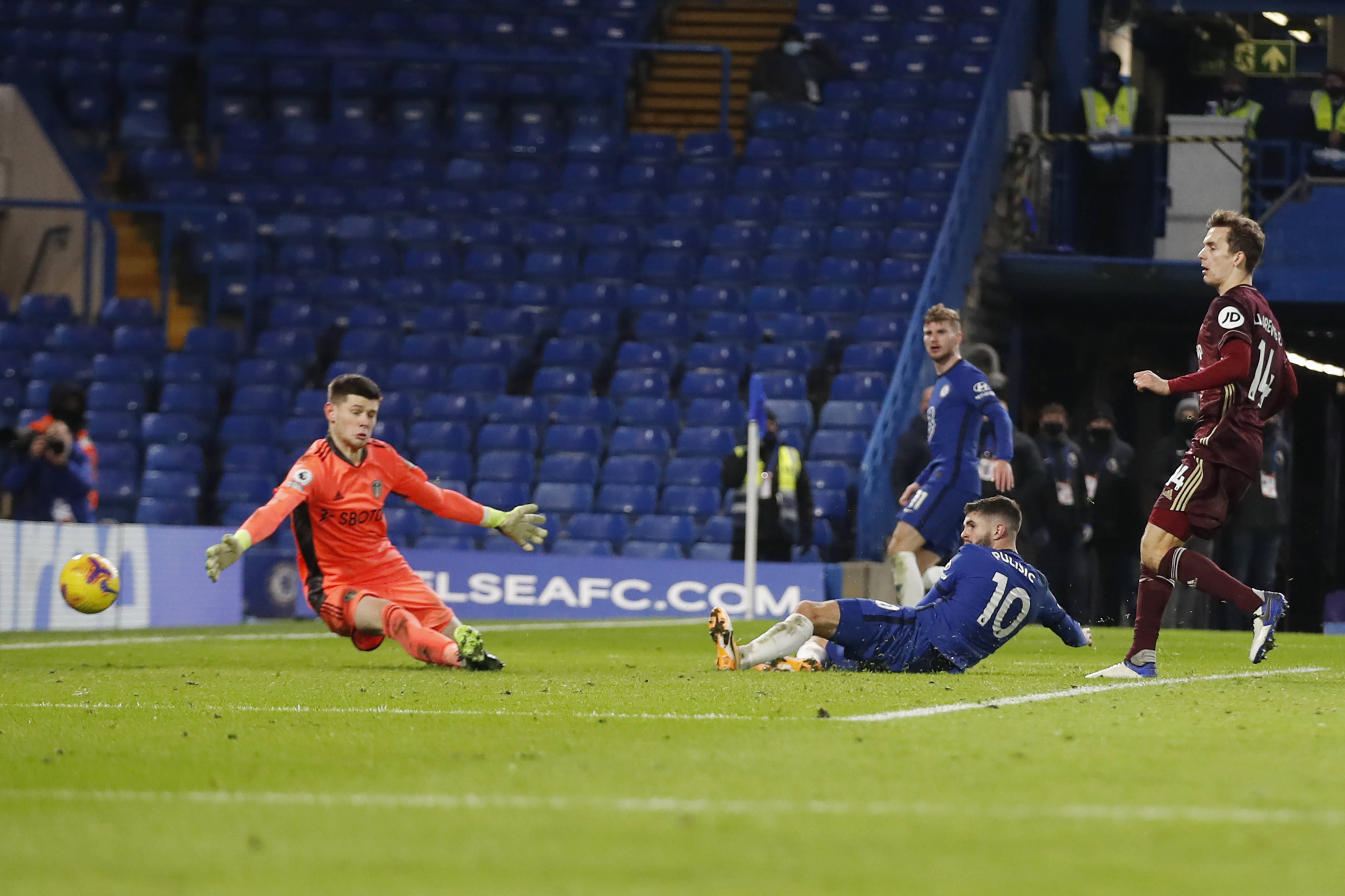 的基础上稳 的基础上稳